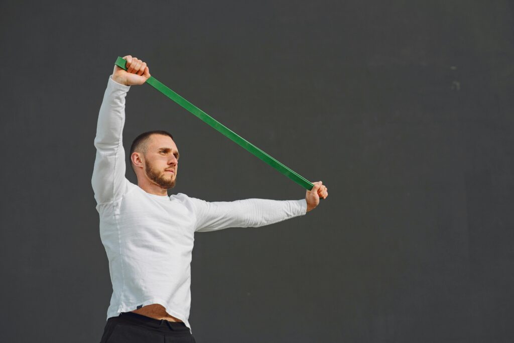 calisthenics and resistance bands