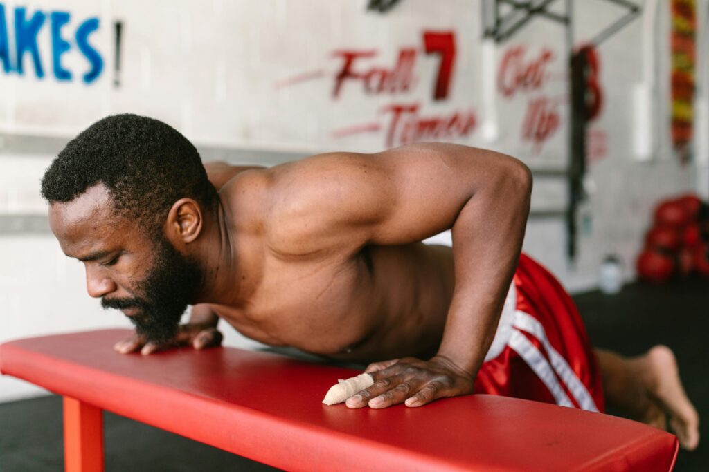 calisthenics lower chest